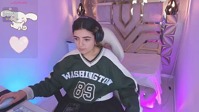 meraki fraise online show from 10/08/25, 07:55