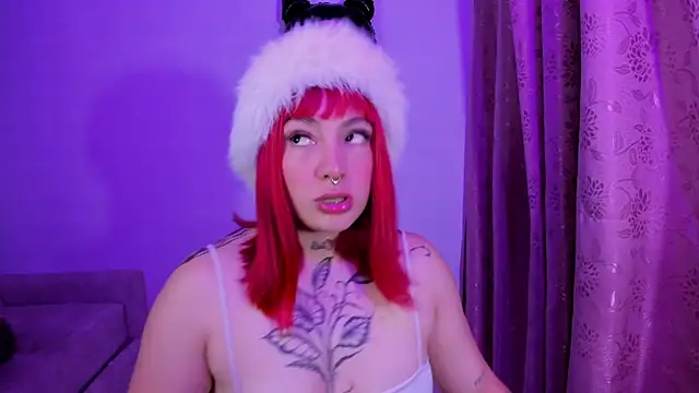 Snapshot of annika_taylor chatting on 11/06/25, 03:40 annika taylor online show from 11/06/25, 03:40