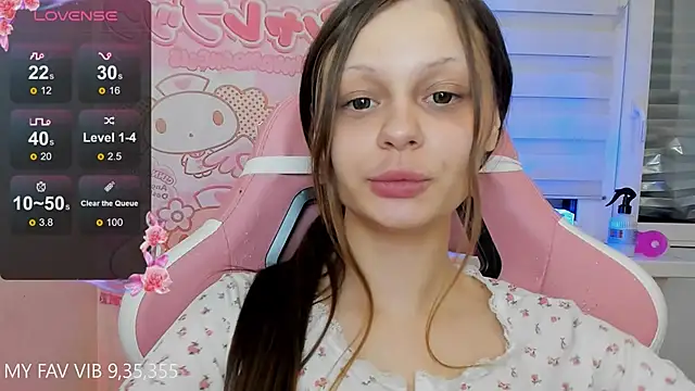 Snapshot of shy_melony chatting on 02/07/26, 04:43 shy melony online show from 02/07/26, 04:43