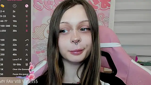 Snapshot of shy_melony chatting on 02/27/26, 11:54 shy melony online show from 02/27/26, 11:54