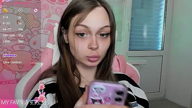 Snapshot of shy_melony chatting on 03/30/26, 03:24 shy melony online show from 03/30/26, 03:24