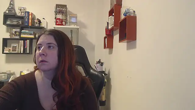 Snapshot of valerysexy chatting on 11/24/25, 10:31 valerysexy online show from 11/24/25, 10:31