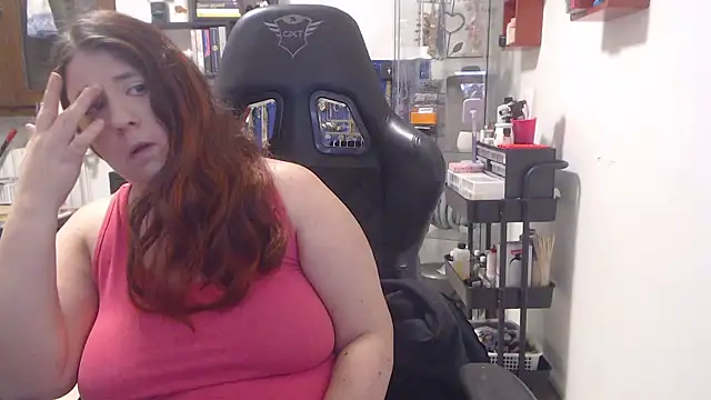Snapshot of valerysexy chatting on 12/19/25, 10:39 valerysexy online show from 12/19/25, 10:39