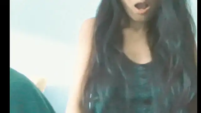 Snapshot of melaniy chatting on 11/05/25, 09:53 melaniy online show from 11/05/25, 09:53