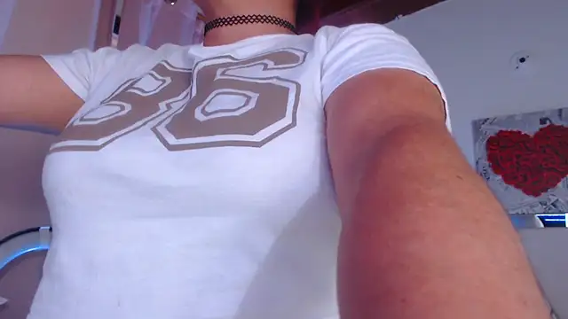 Amara Red online show from 07/03/26, 11:27