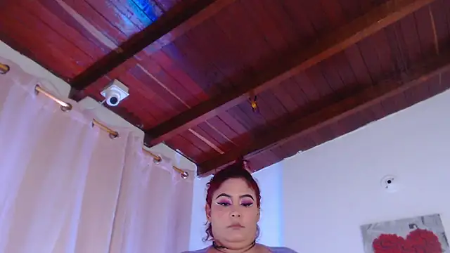 Amara Red online show from 07/23/26, 11:41