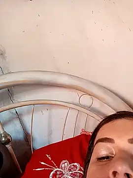 Snapshot of Ceccii chatting on 03/15/25, 07:27 Ceccii online show from 03/15/25, 07:27