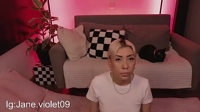 Snapshot of jane_hart_ chatting on 11/06/25, 12:33 jane hart online show from 11/06/25, 12:33