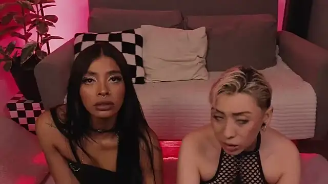 Snapshot of jane_hart_ chatting on 11/08/25, 12:33 jane hart online show from 11/08/25, 12:33