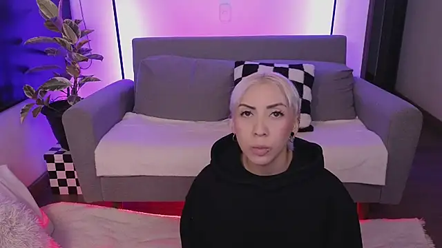 Snapshot of jane_hart_ chatting on 11/29/25, 01:08 jane hart online show from 11/29/25, 01:08