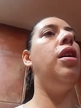 solangeyaelok1 online show from 02/12/25, 08:06