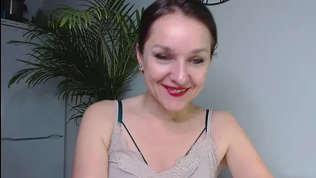 AliciaDesire online show from 12/19/24, 03:41