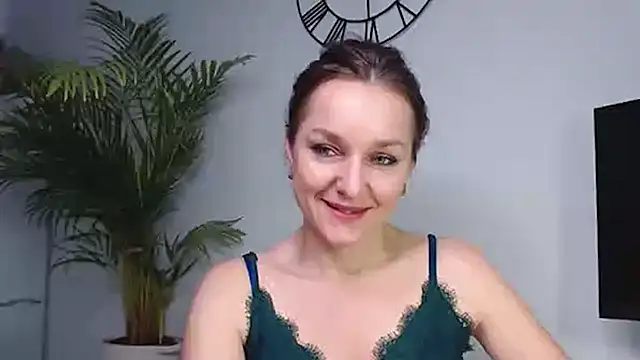 AliciaDesire online show from 01/16/25, 08:00