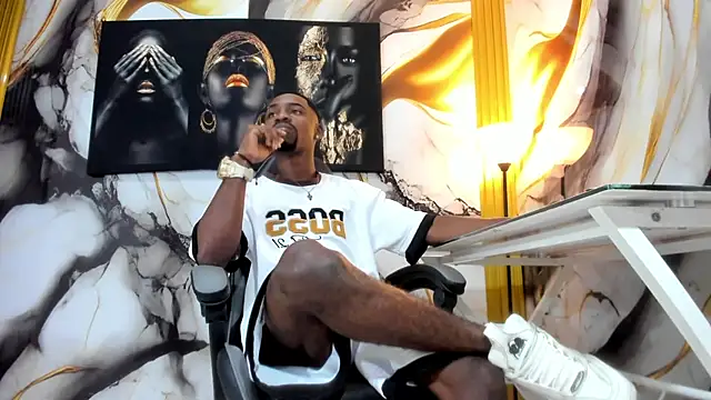 Snapshot of Thomas_shelbys chatting on 11/15/25, 11:10 Thomas shelbys online show from 11/15/25, 11:10