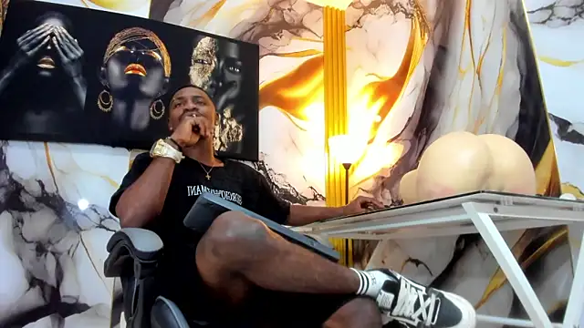 Snapshot of Thomas_shelbys chatting on 11/18/25, 04:06 Thomas shelbys online show from 11/18/25, 04:06