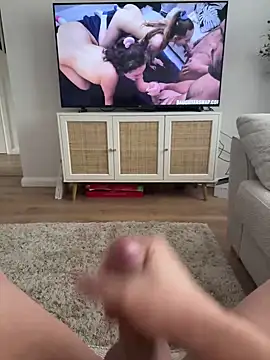daddybear100 online show from 02/04/25, 11:49
