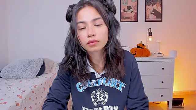 Adriennesexxx online show from 10/01/25, 05:30