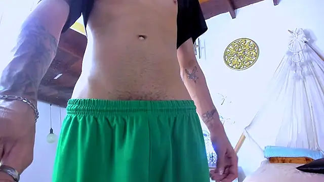 Snapshot of Brand_habes chatting on 09/26/25, 06:06 Brand habes online show from 09/26/25, 06:06