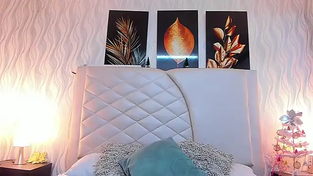 Amberr Greyy online show from 12/13/24, 07:21