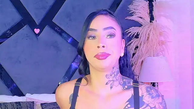 Snapshot of GiahDaniels chatting on 06/26/26, 05:06 GiahDaniels online show from 06/26/26, 05:06
