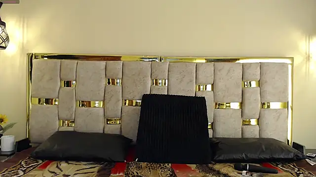 Snapshot of ling_ling24 chatting on 01/28/25, 06:16 ling ling24 online show from 01/28/25, 06:16