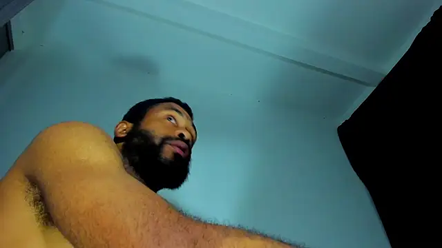 Snapshot of KaelMoreau chatting on 10/10/25, 11:26 KaelMoreau online show from 10/10/25, 11:26