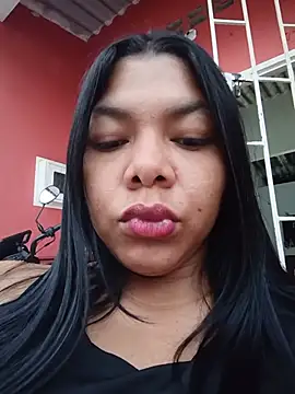 DIORA Latina online show from 07/06/26, 03:47