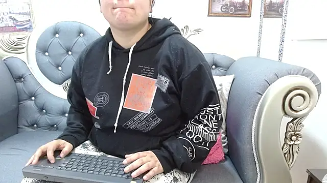 KataleyaStiward online show from 05/12/26, 12:46