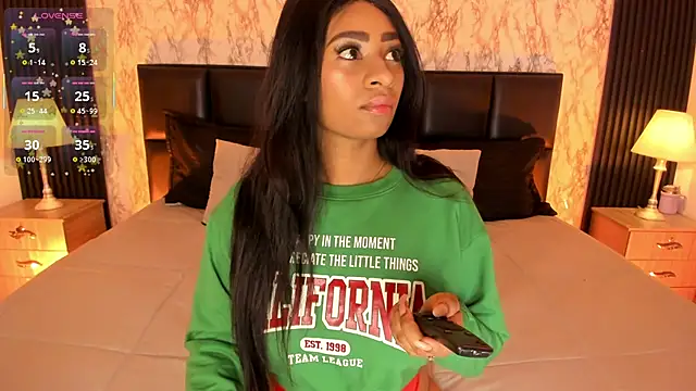 SpicyAmelia online show from 10/26/25, 12:22