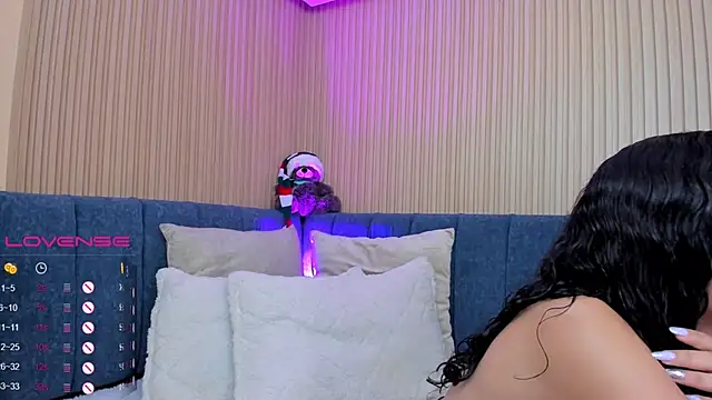 angeline teen online show from 12/31/24, 12:04