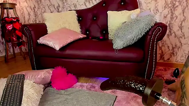 Colors-xx online show from 02/13/25, 10:02