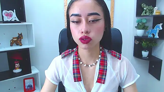 Snapshot of AnnySweett_ chatting on 02/27/25, 12:34 AnnySweett online show from 02/27/25, 12:34