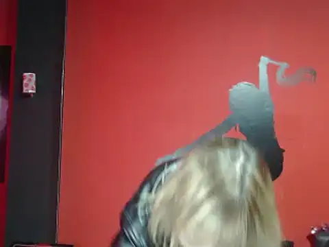 KLOE PIELL online show from 12/03/24, 06:38