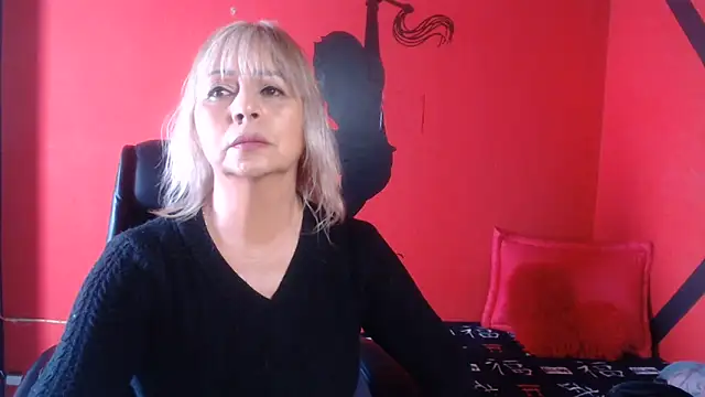 KLOE PIELL online show from 06/16/26, 04:53