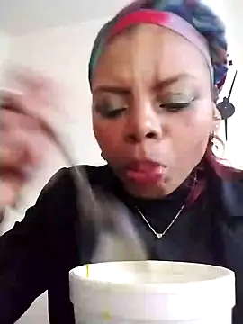 Snapshot of Lizeth_rey1 chatting on 12/26/24, 07:27 Lizeth rey1 online show from 12/26/24, 07:27