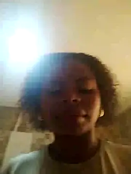 Snapshot of Lizeth_rey1 chatting on 02/10/25, 05:41 Lizeth rey1 online show from 02/10/25, 05:41