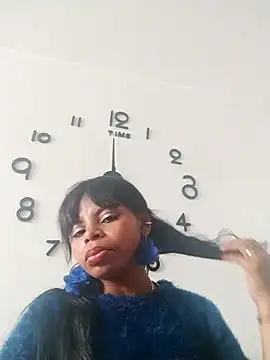 Snapshot of Lizeth_rey1 chatting on 03/02/25, 06:08 Lizeth rey1 online show from 03/02/25, 06:08