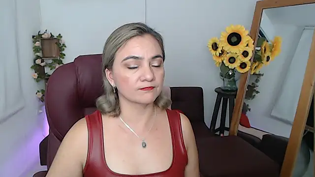 Ghada milf online show from 06/05/26, 11:21