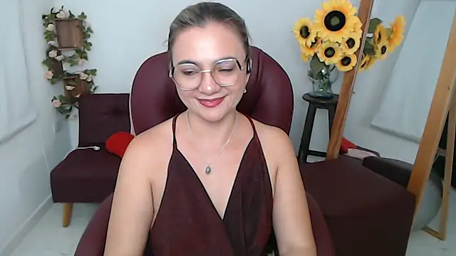 Ghada milf online show from 06/08/26, 01:28