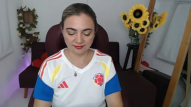 Ghada milf online show from 06/17/26, 10:43