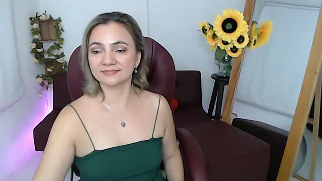 Ghada milf online show from 07/20/26, 11:40