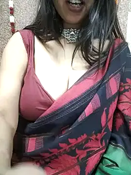 Snapshot of Aradhya-Sharma chatting on 12/02/24, 12:30 Aradhya-Sharma online show from 12/02/24, 12:30