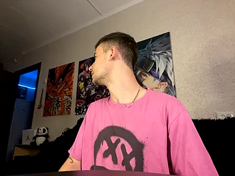 Snapshot of Mike_severi2 chatting on 10/01/25, 04:51 Mike severi2 online show from 10/01/25, 04:51