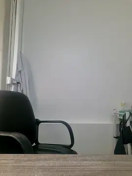 doctora-danna online show from 10/04/25, 01:42