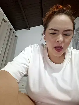 Snapshot of doctora-danna chatting on 12/15/25, 09:24 doctora-danna online show from 12/15/25, 09:24