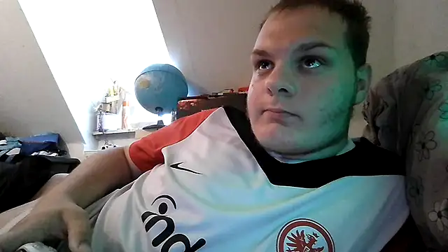 Nicolasjlhkjzl online show from 07/23/26, 02:37