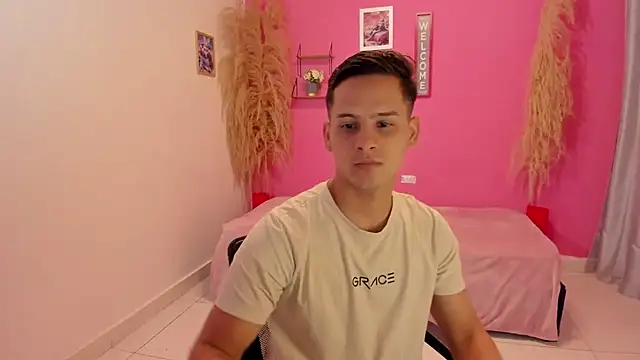 JANER 03 online show from 10/12/25, 09:14