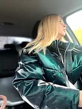 Love Bri online show from 10/12/25, 10:03