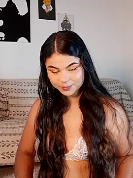 Snapshot of Cleo_hills chatting on 03/20/25, 01:04 Cleo hills online show from 03/20/25, 01:04