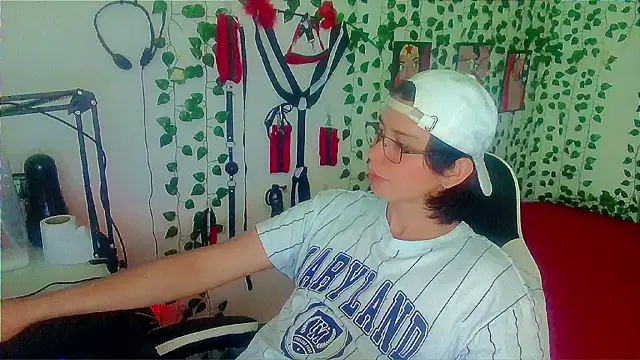 Andy gray online show from 04/29/26, 04:11